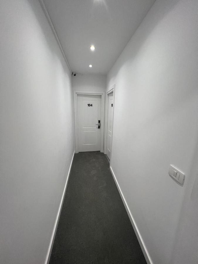 Skenderbej Rooms Тирана Экстерьер фото