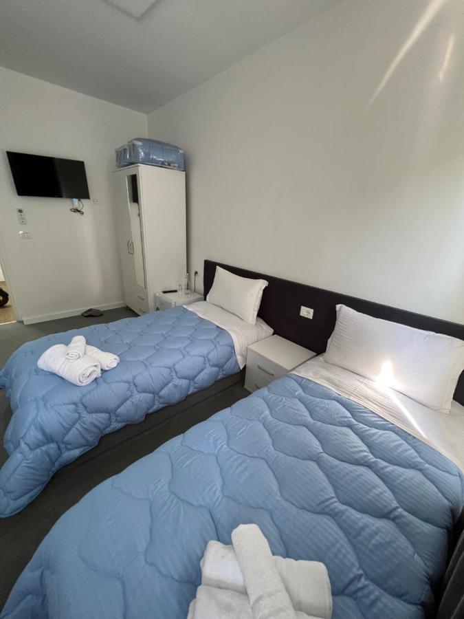 Skenderbej Rooms Тирана Экстерьер фото