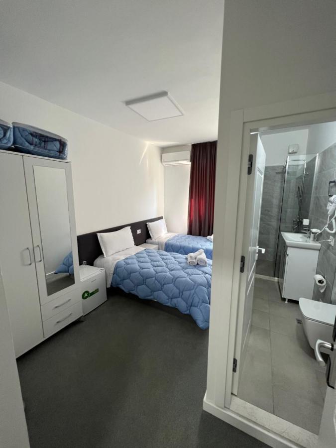 Skenderbej Rooms Тирана Экстерьер фото
